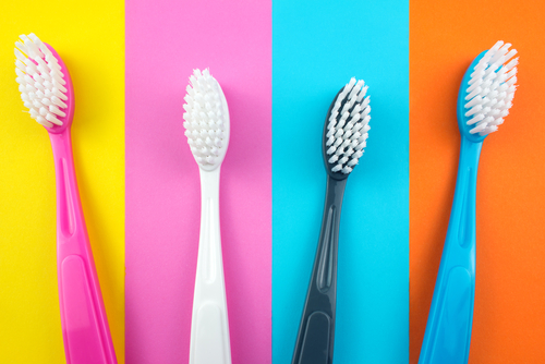 Et si la résistance anti-plastique passait aussi par la brosse à dents ?